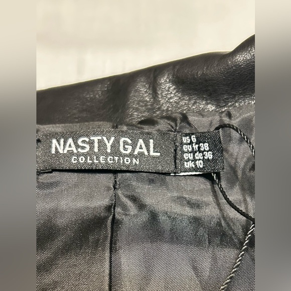 NWT. NASTY GAL Oversized Black Faux Leather Blazer - Picture 9 of 9